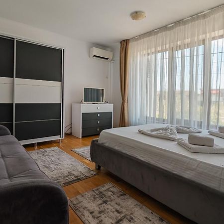 Hella Apartament Mamaia-Nord 那沃达利 外观 照片