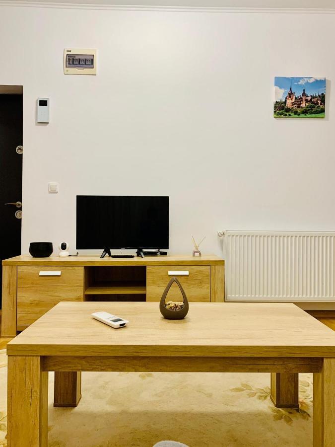 Hella Apartament Mamaia-Nord 那沃达利 外观 照片