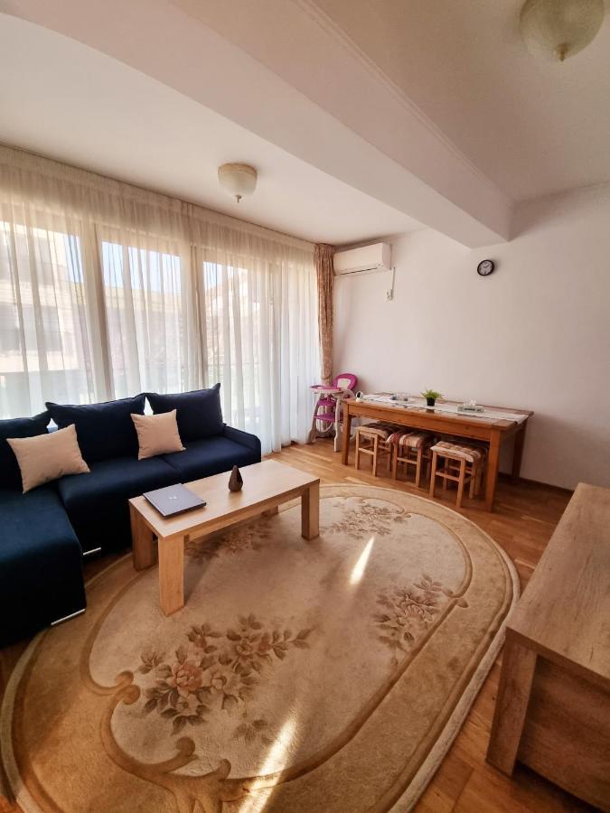 Hella Apartament Mamaia-Nord 那沃达利 外观 照片