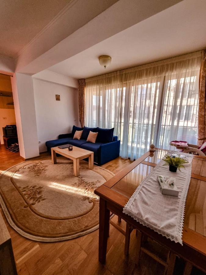 Hella Apartament Mamaia-Nord 那沃达利 外观 照片