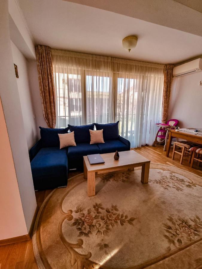 Hella Apartament Mamaia-Nord 那沃达利 外观 照片
