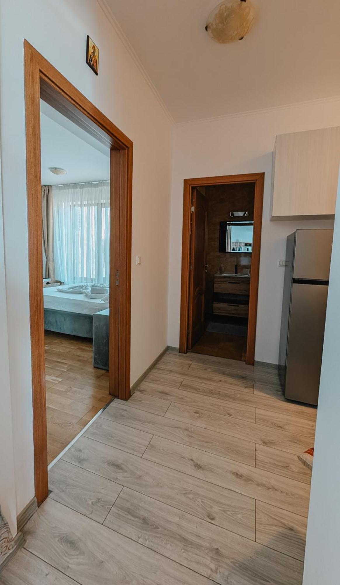 Hella Apartament Mamaia-Nord 那沃达利 外观 照片