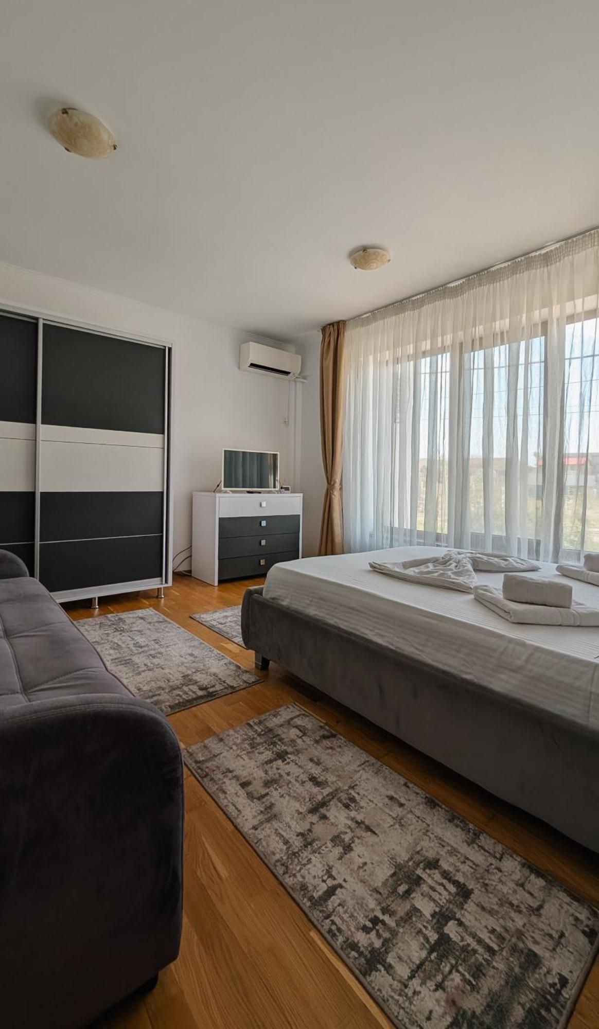 Hella Apartament Mamaia-Nord 那沃达利 外观 照片