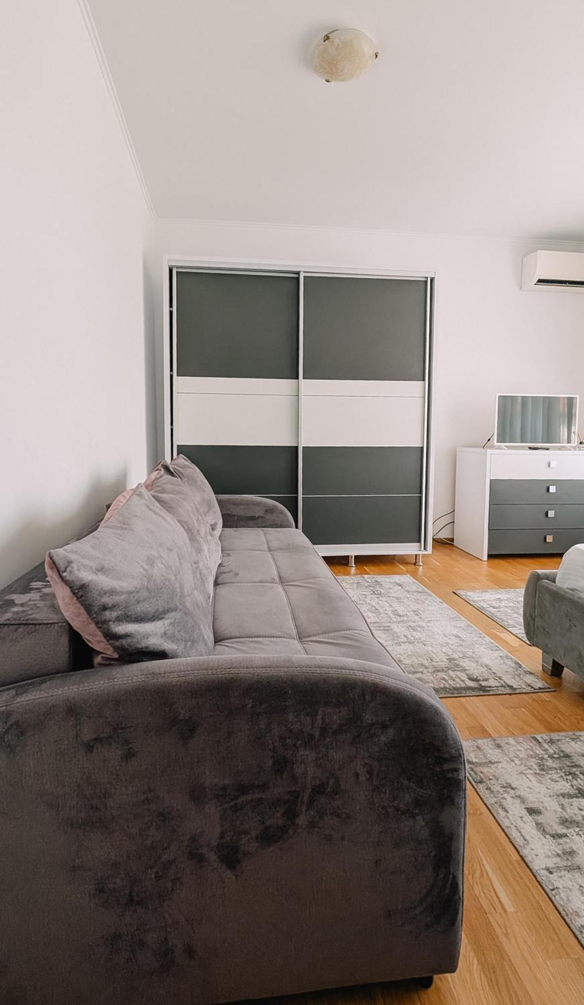 Hella Apartament Mamaia-Nord 那沃达利 外观 照片
